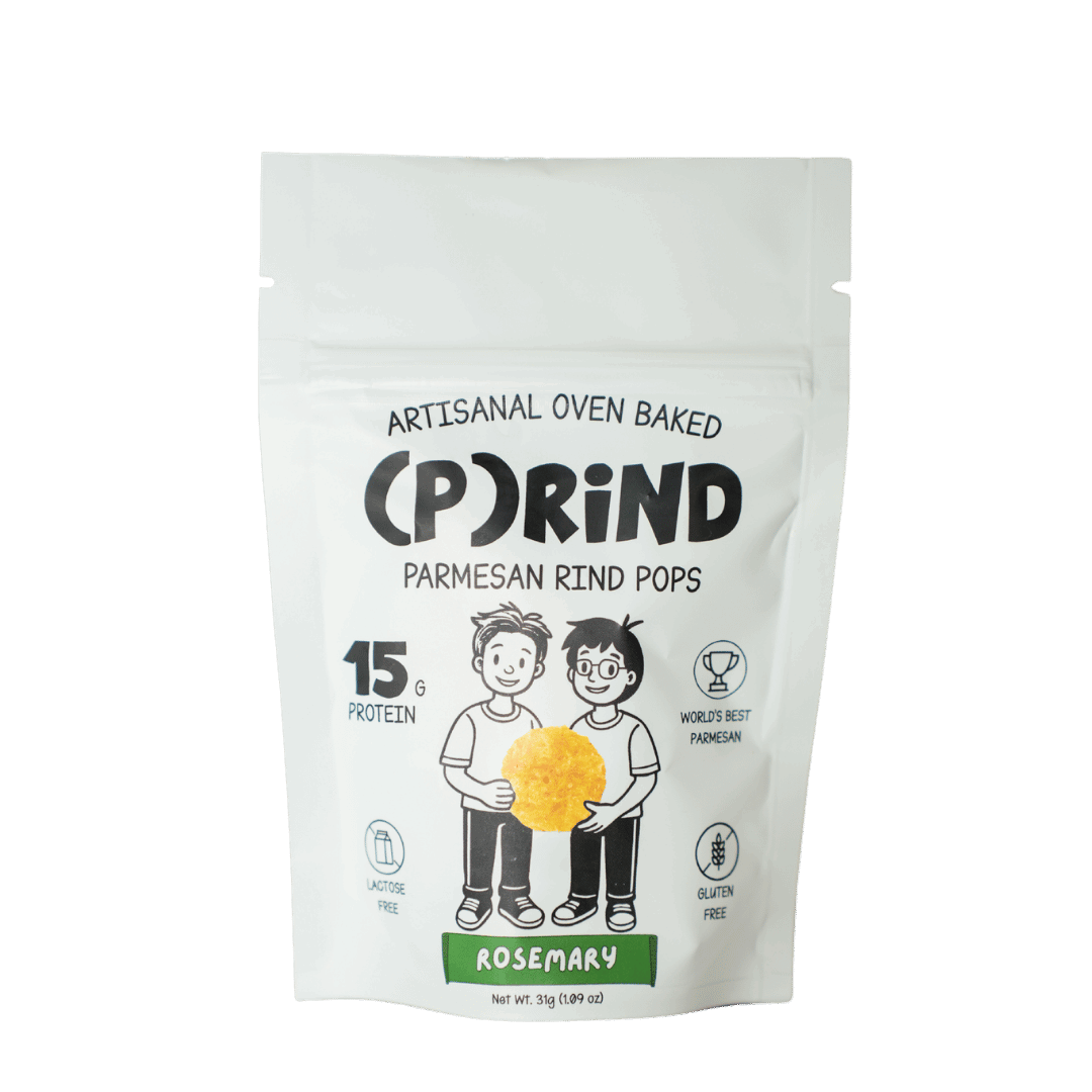 Single-serve PRIND Rosemary parmesan pops bag, clean oven-baked snack made with 5 natural ingredients, gluten free and lactose free.